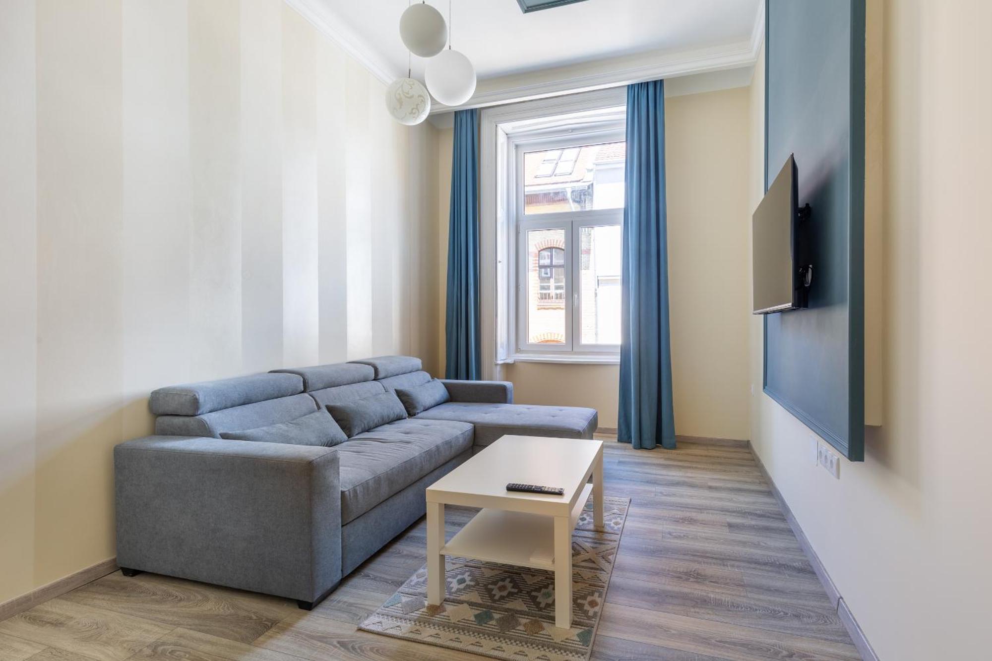 R62A Rottenbiller Apartment Budapest Exterior photo